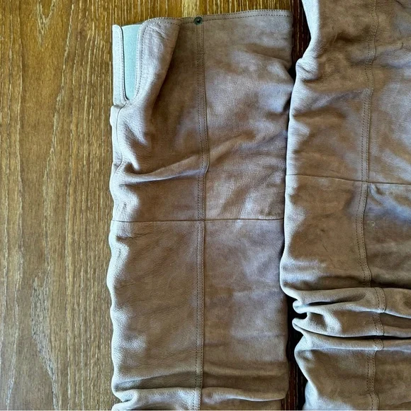 EUC taupe slouchy Prada flat calfskin boots 39 / 8 - Picture 5 of 16